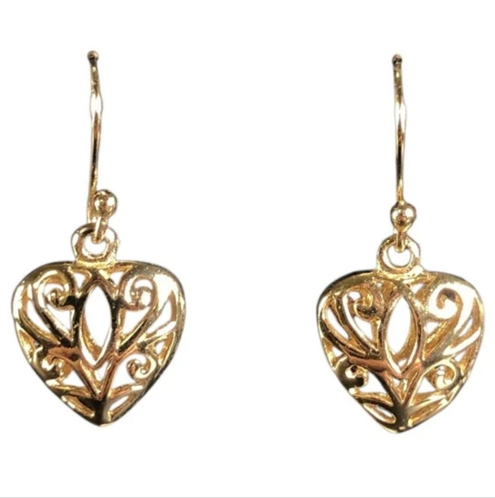 Elegant Gold Filigree Heart Earrings